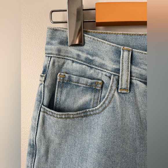 Women’s Shein High Rise Split Hem Straight Leg Jeans - Picture 11 of 11